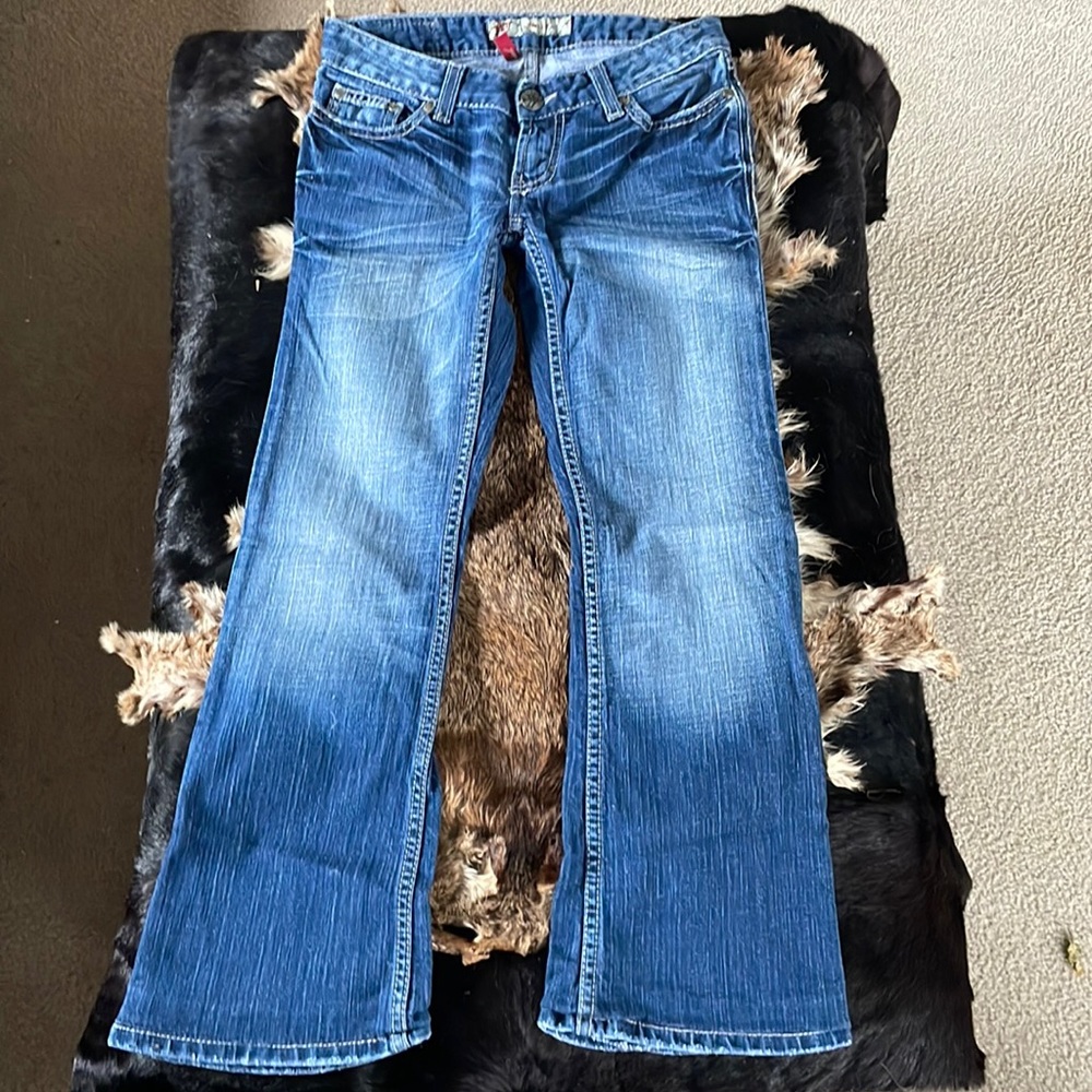 BKE Stella Stretch Jeans Size 25x31 1/2 faux silver, gold & diamonds on pockets
